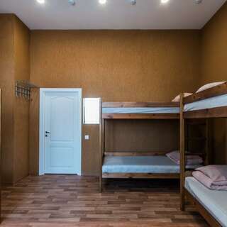 Гостиница Хостел Барнаул Барнаул Койко-место в 8-местном номере бюджет (мужской)/удобства на этаже-1
