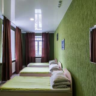 Гостиница Хостел Барнаул Барнаул Койко-место в 3-местном номере бюджет /удобства на этаже-2