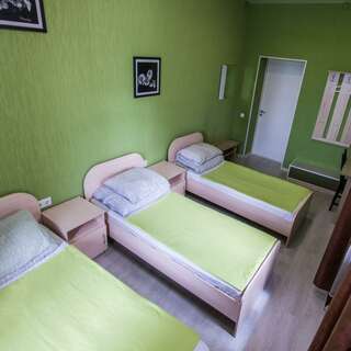 Гостиница Хостел Барнаул Барнаул Койко-место в 3-местном номере бюджет /удобства на этаже-5