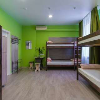 Гостиница Хостел Барнаул Барнаул Койко-место в 6-местном номере комфорт (женский)-6